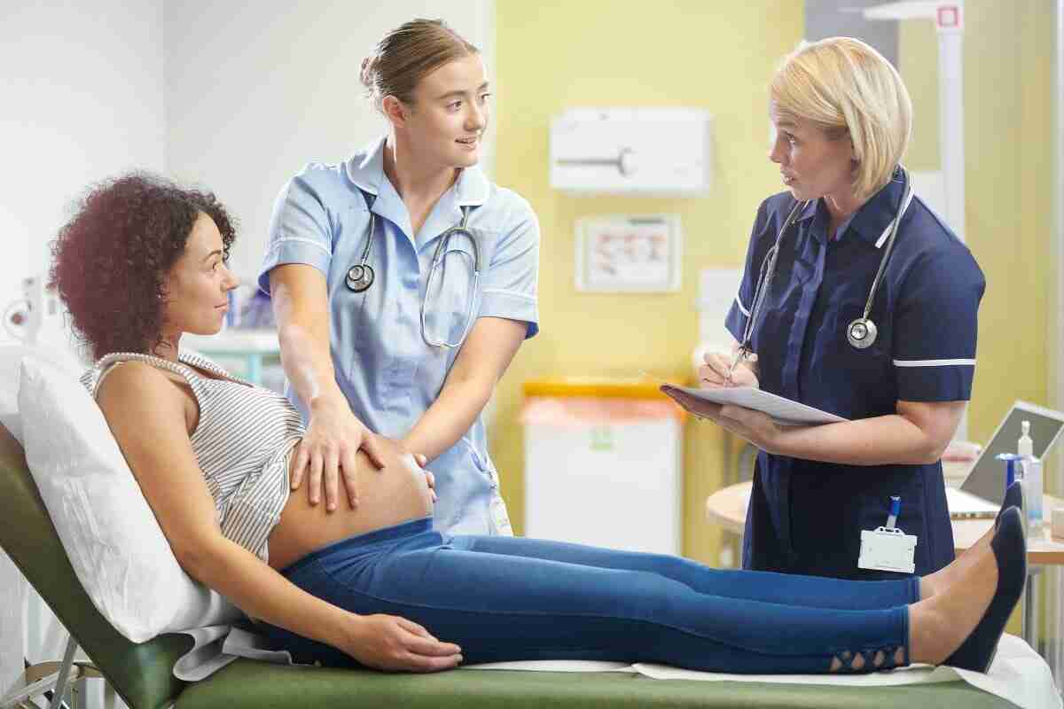 What Is A Midwife?